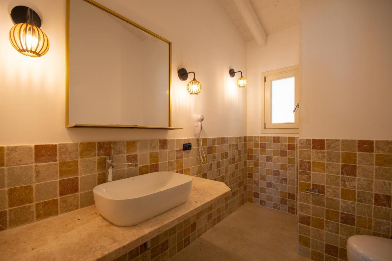 Enaja - Luxury Retreat Aparthotel Budoni Luaran gambar